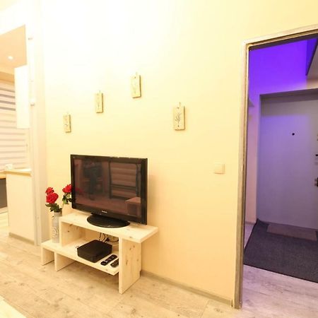 STUDIO FLAT Grunwaldzka up to 2persons+1 Wrocław Exteriör bild