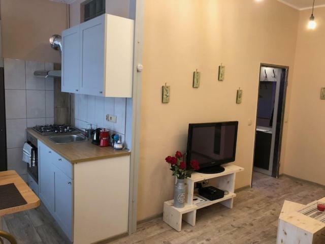 STUDIO FLAT Grunwaldzka up to 2persons+1 Wrocław Exteriör bild